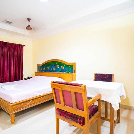 Hotel Tamilnadu, Courtallam I Kuttālam 외부 사진