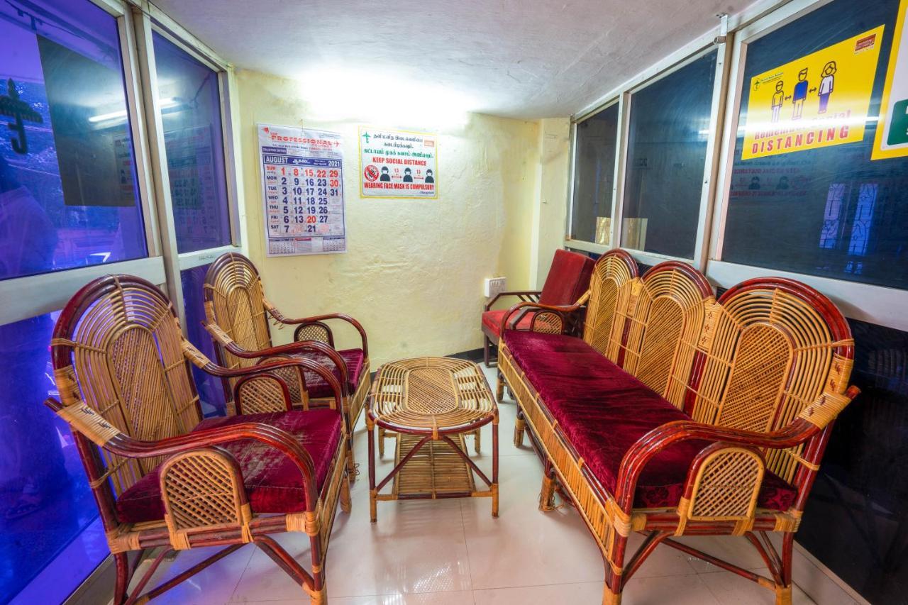 Hotel Tamilnadu, Courtallam I Kuttālam 외부 사진